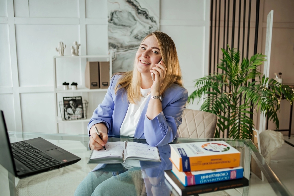 Коучинг. Эффективные стратегии взаимодействия с клиентом Коучинг. Эффективные стратегии взаимодействия с клиентом